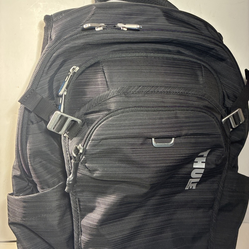 Thule Construct Backpack 24L Laptop Bag 15.6 Storage Travel Hiking 3204167 Black - Picture 7 of 8